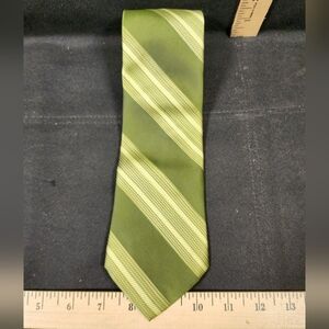NWT Vintage Stern Brothers Parkerburg West Virginia Green Striped Tie